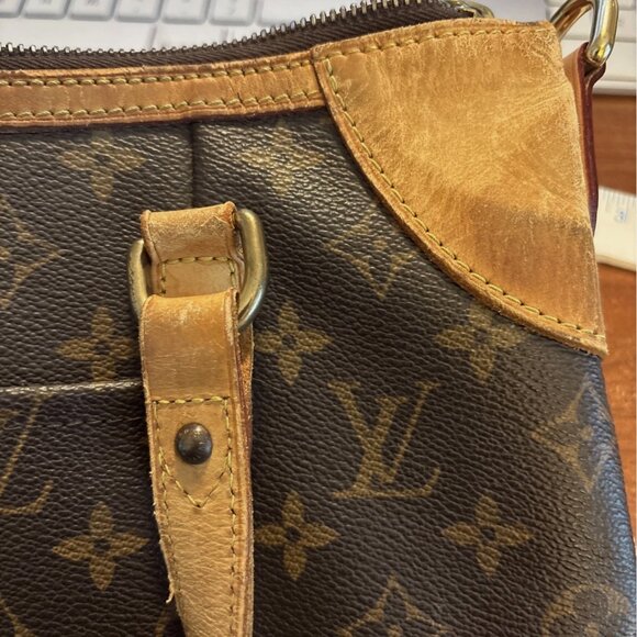 Authentic Louis Vuitton Monogram Canvas Odeon GM - Pre-Loved Used Condition - Picture 11 of 16